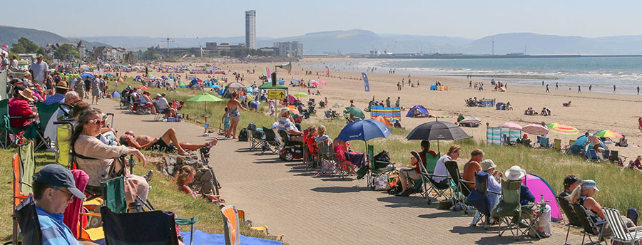 Crowds pack Swansea Bay beach for last years Wales Airshow